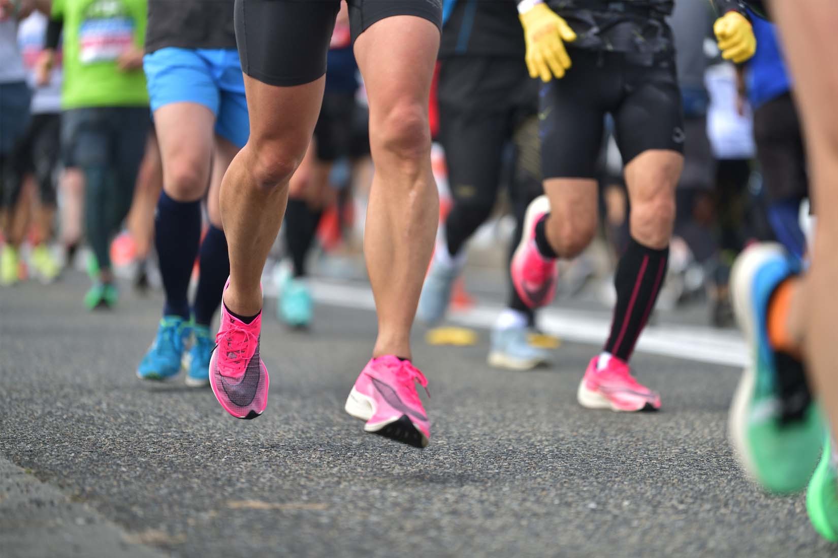 マラソン後の疲労回復法とストレッチを足の専門家が解説
